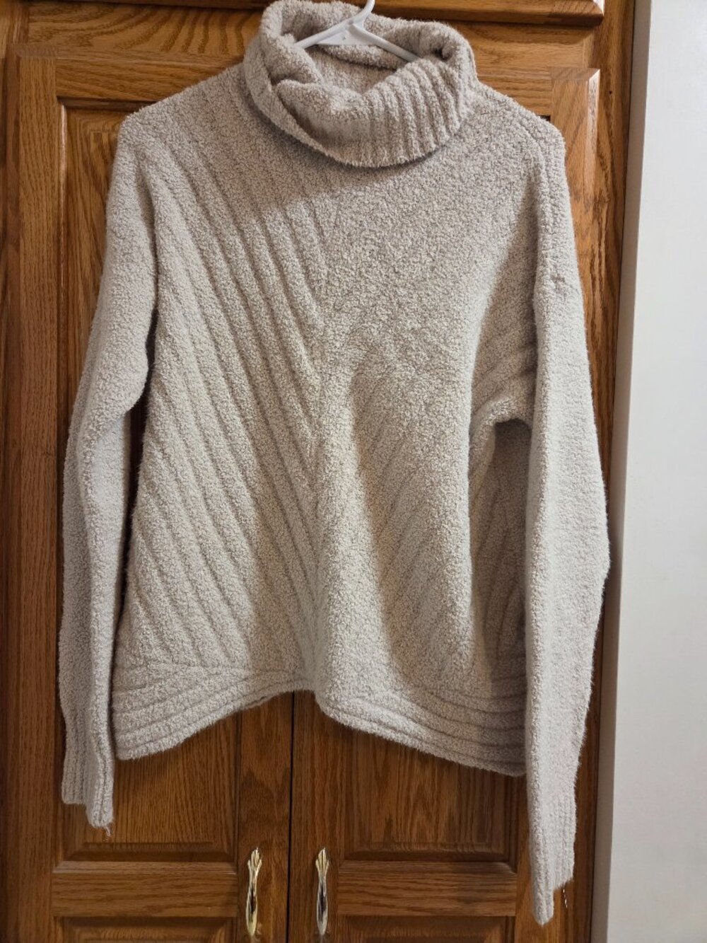 Simply Vera Wang Sweater Small
